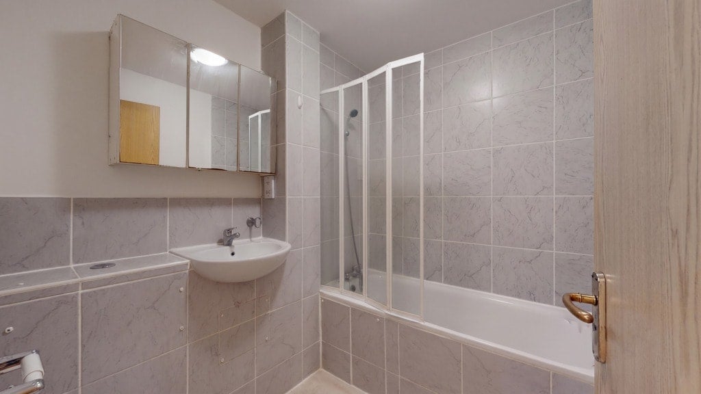 Flat Walworth Road in Greater London