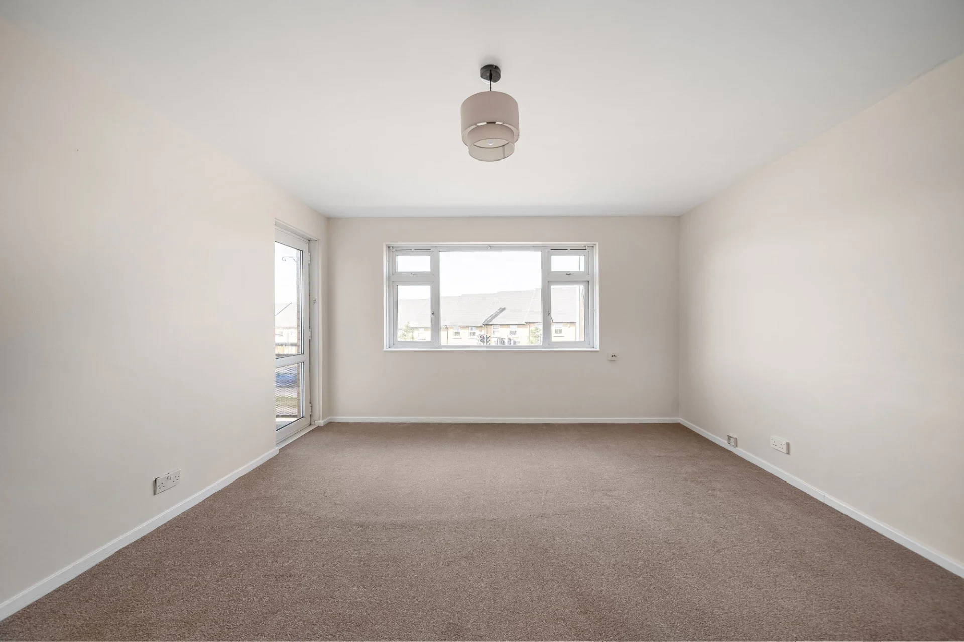 Flat Bexley High Street in Greater London