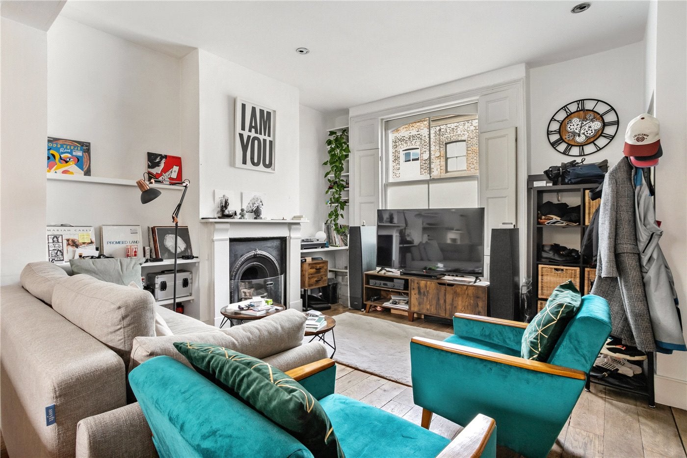 House Quilter Street in Greater London