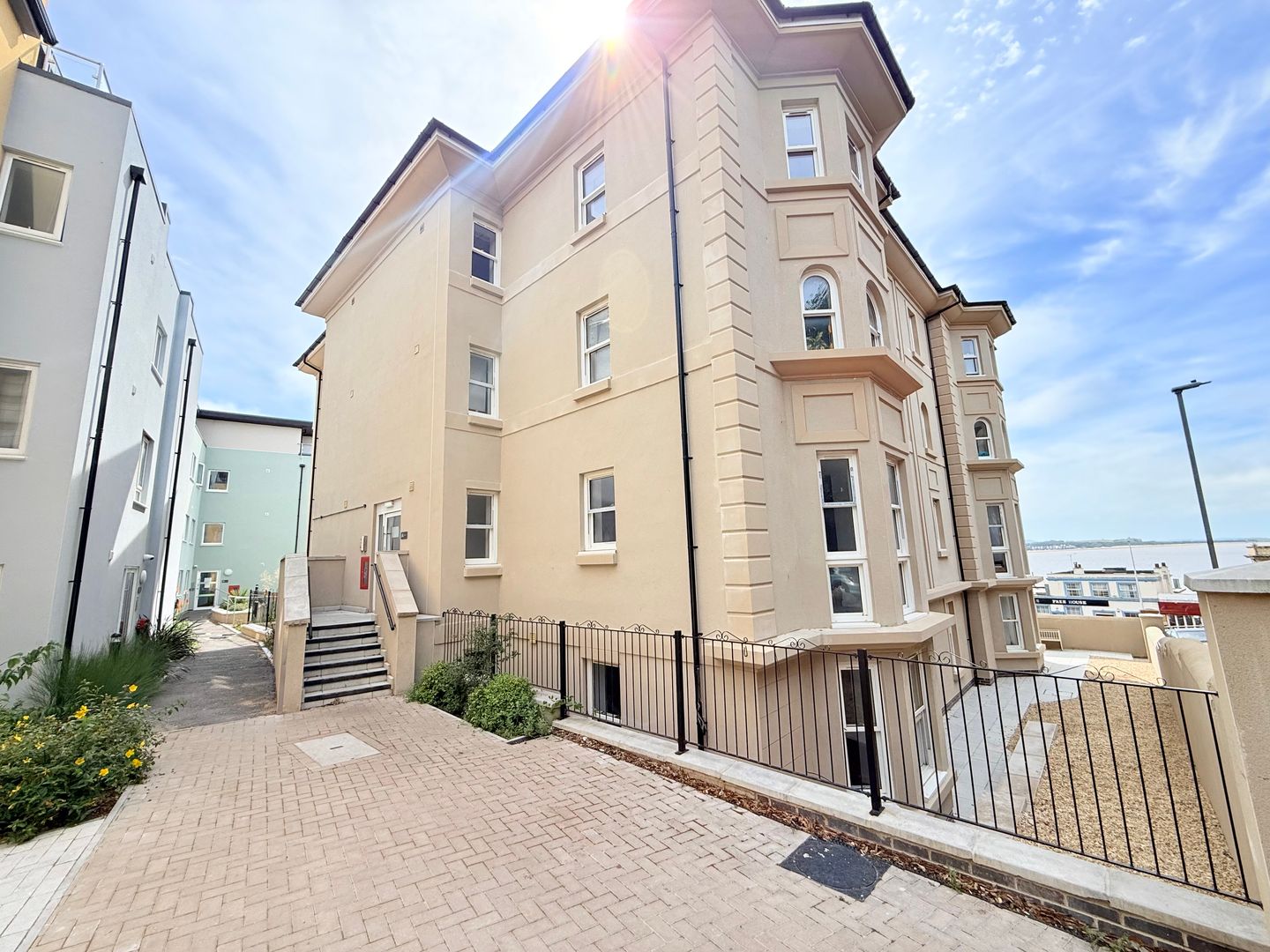 Flat Madeira Road in Weston-super-Mare