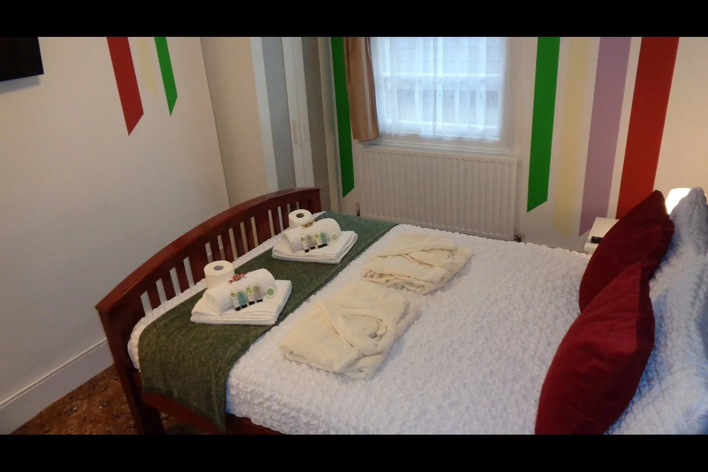 Room Ford Square in Greater London