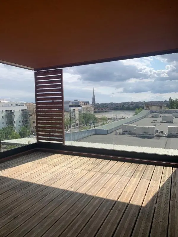 Appartement Allée Serr à Bordeaux