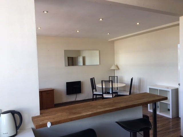 Flat Westgate Road in Newcastle upon Tyne
