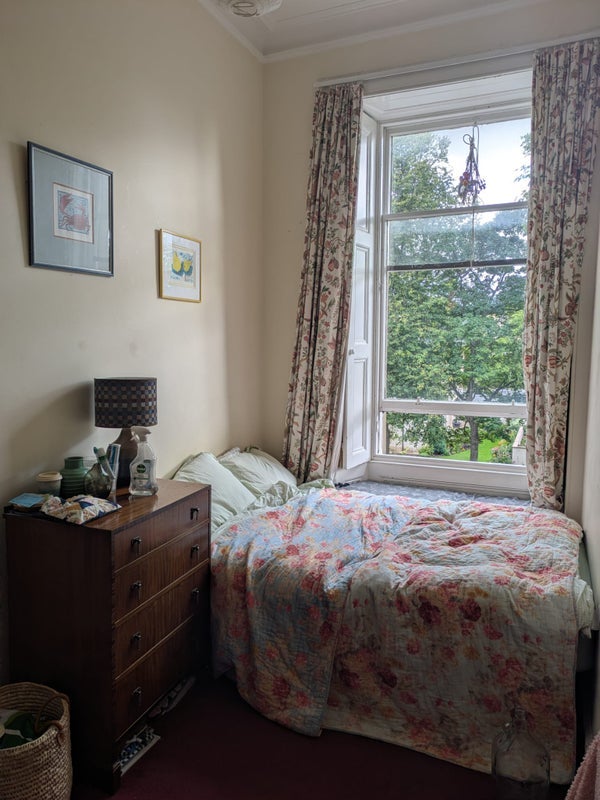 Room Thirlestane Road in City of Edinburgh