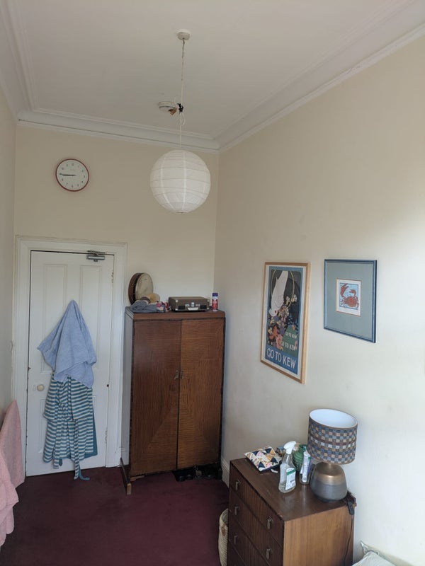 Room Thirlestane Road in City of Edinburgh