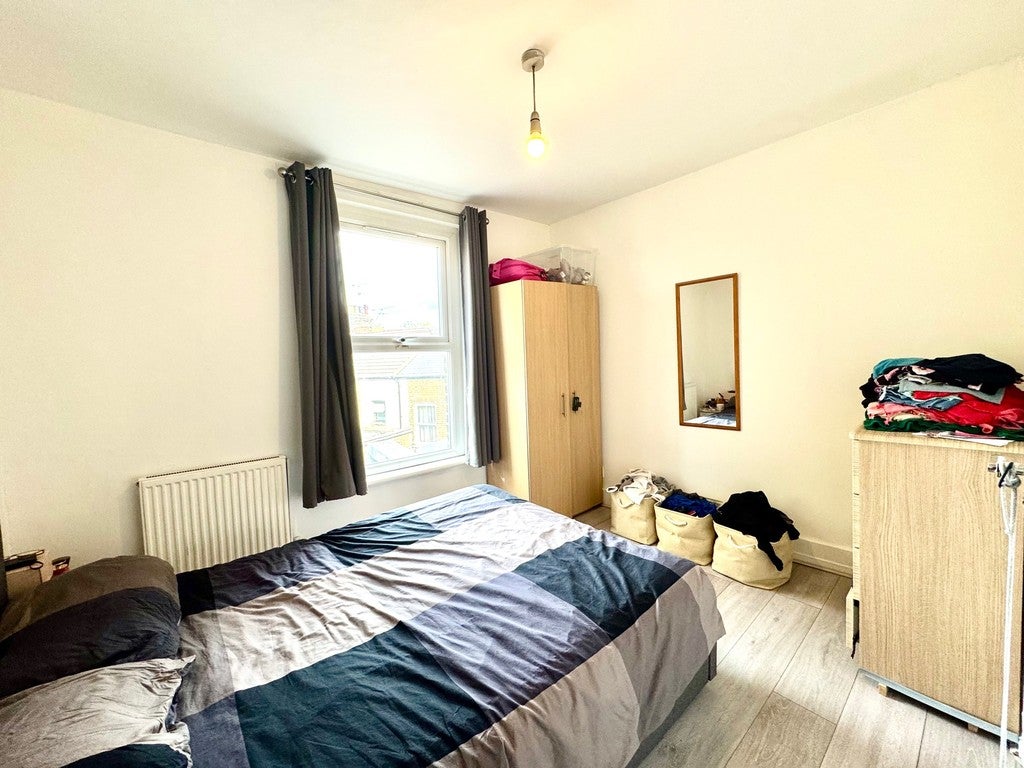 Flat West Green Road in Greater London