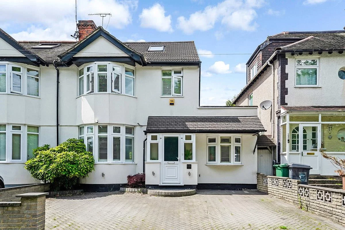 House Larkshall Road in Greater London