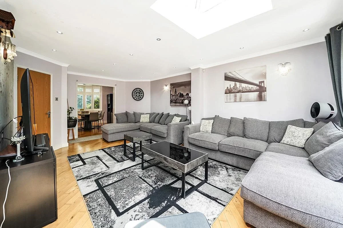 House Larkshall Road in Greater London
