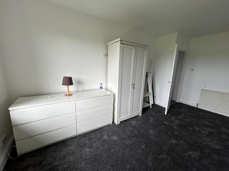 Flat Wester Drylaw Place in City of Edinburgh