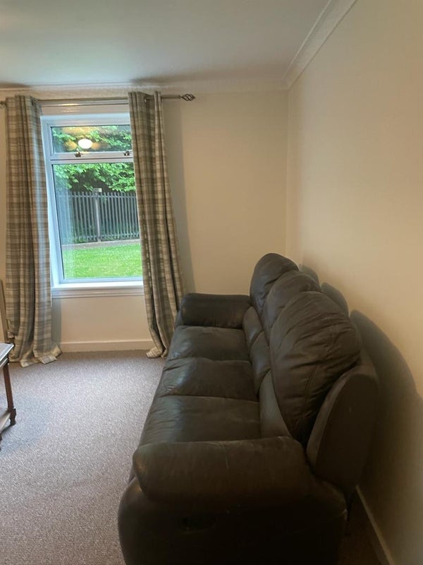 Flat Wester Drylaw Place in City of Edinburgh