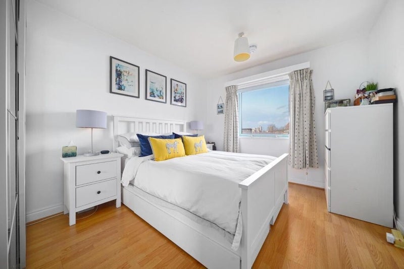 Room Paton Close in Greater London