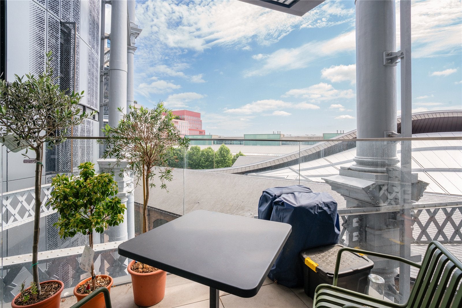 Flat Wollstonecraft Street in Greater London
