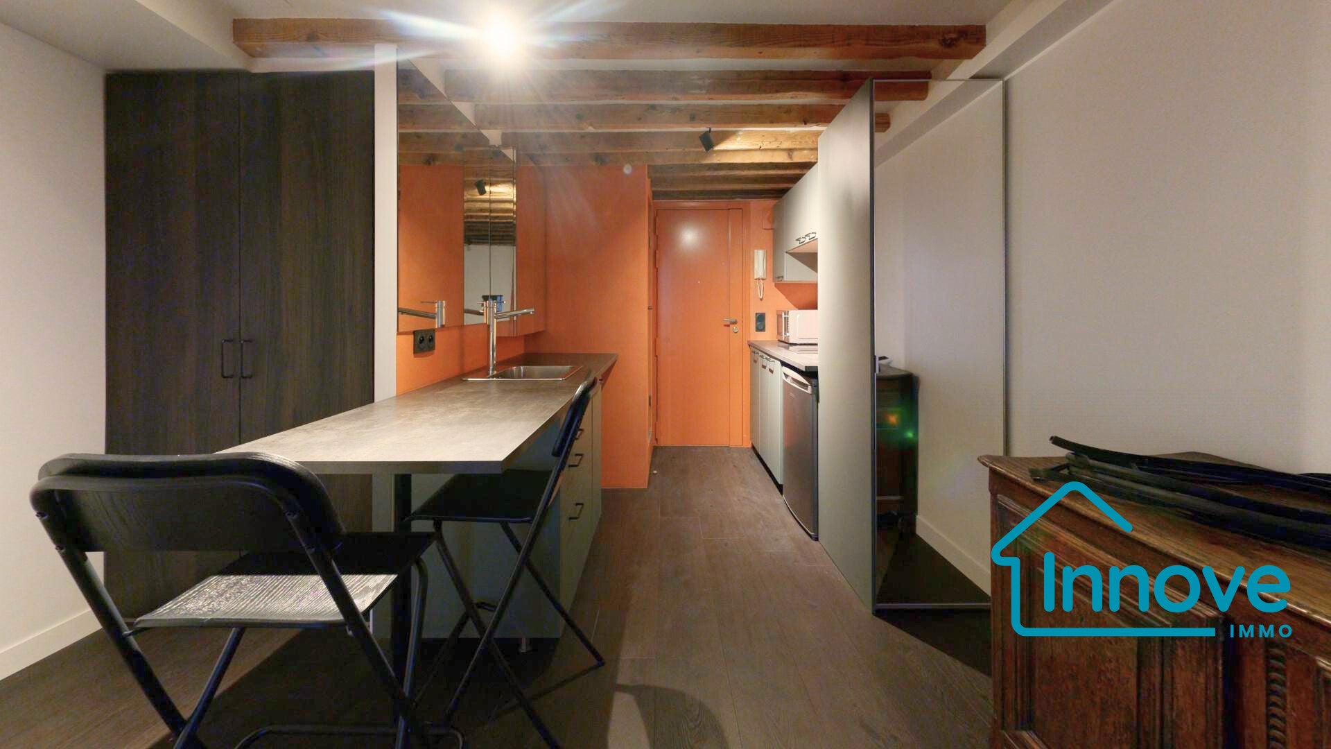 Chambre Quai des Grands Augustins à Paris