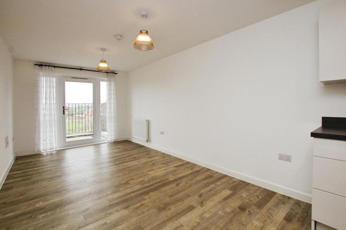 Flat Bridgeman Way in Catbrain