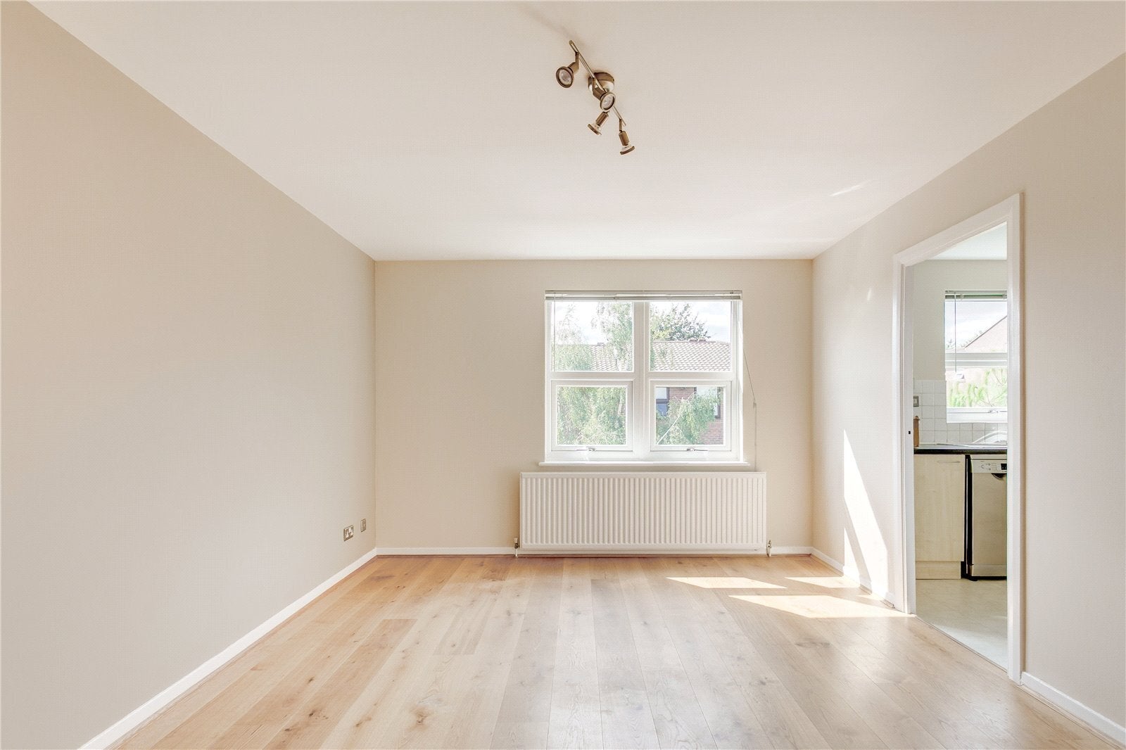 Flat Barker Drive in Greater London