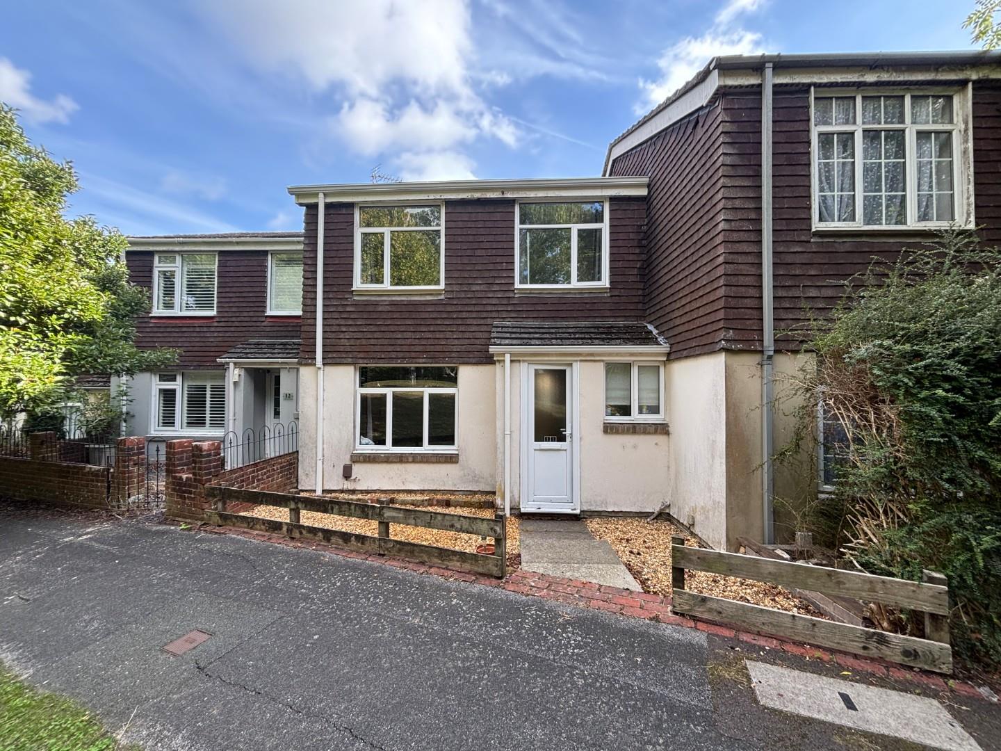 House Coltsfoot Drive in Havant