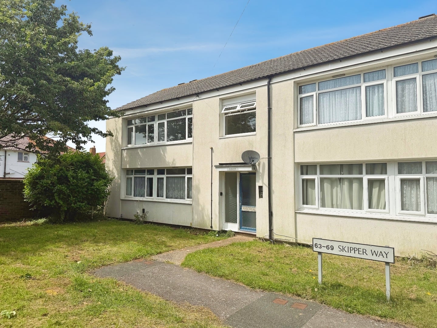 Flat Cherry Close in Lee-on-the-Solent