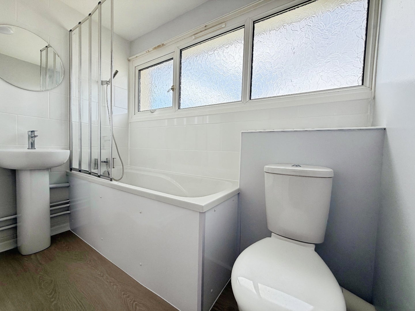 Flat Cherry Close in Lee-on-the-Solent