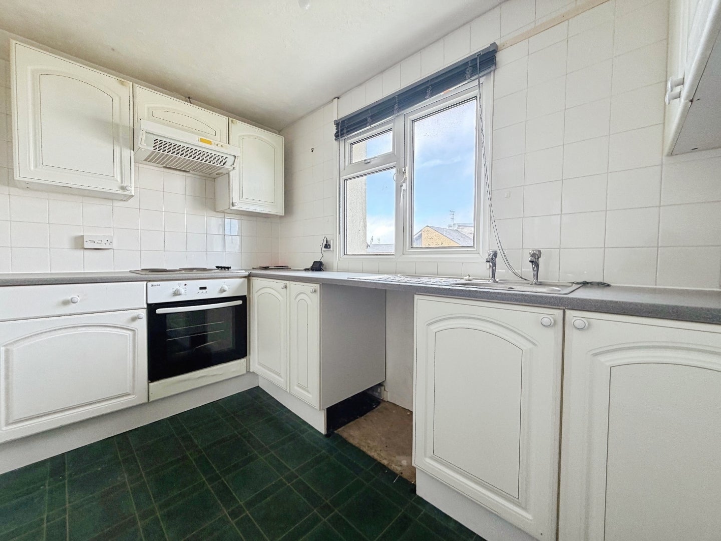 Flat Cherry Close in Lee-on-the-Solent