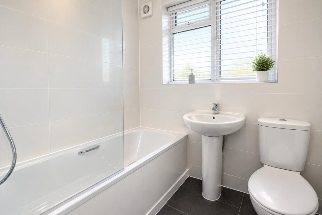 Flat Orchard Close in Mole Valley
