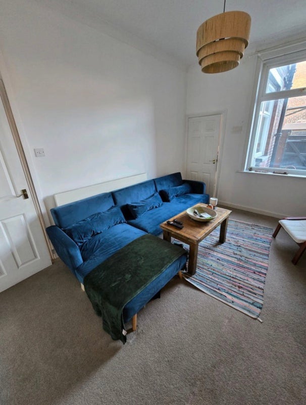 Room Walker Street in Heywood