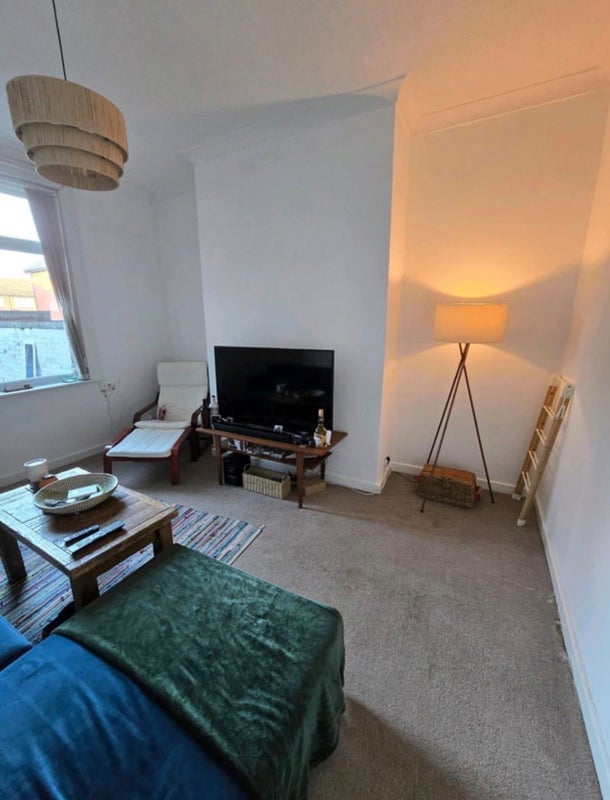 Room Walker Street in Heywood