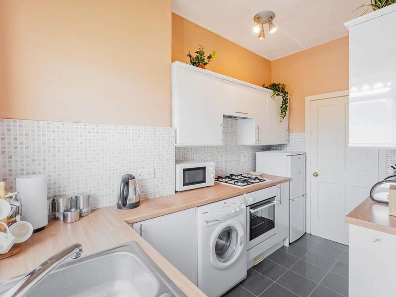 Flat Harport Street in Glasgow