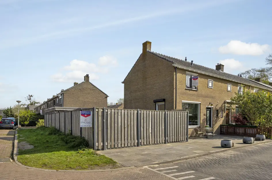Hoekwoning te koop: Molensingel 125, Schiedam