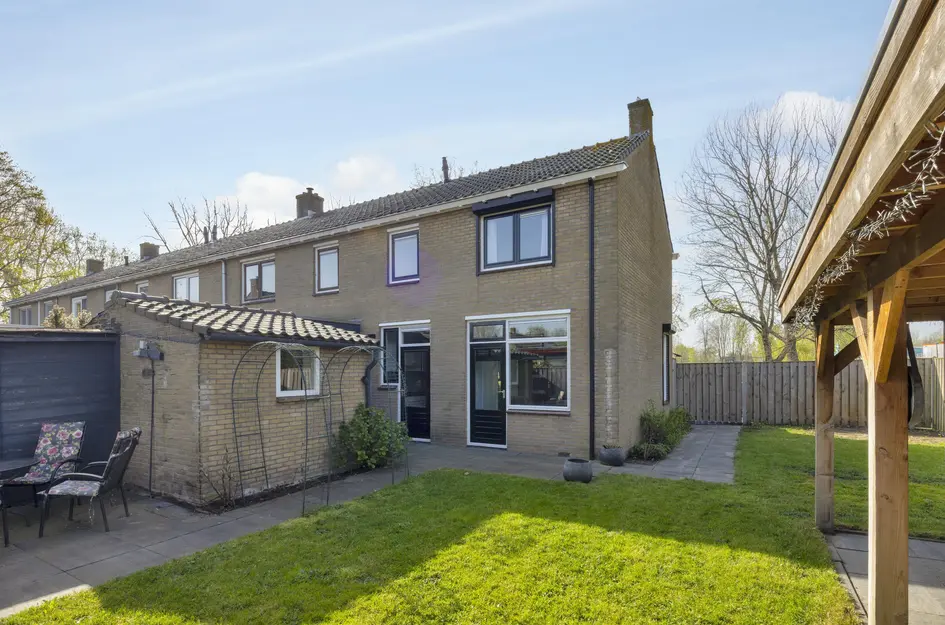 Hoekwoning te koop: Molensingel 125, Schiedam