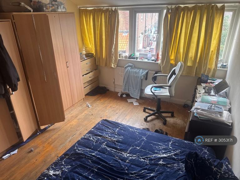 Flat Tyers Terrace in Greater London