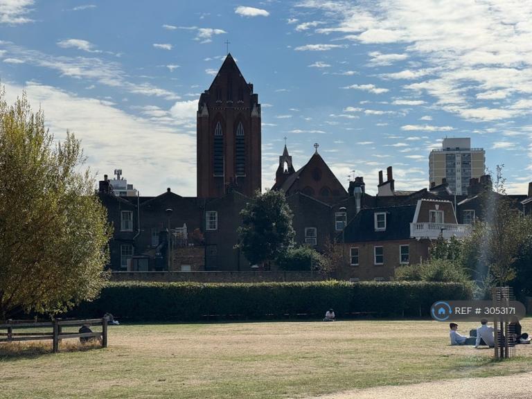 Flat Tyers Terrace in Greater London