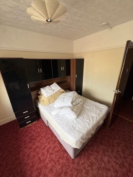 Flat North Parade in East Lindsey