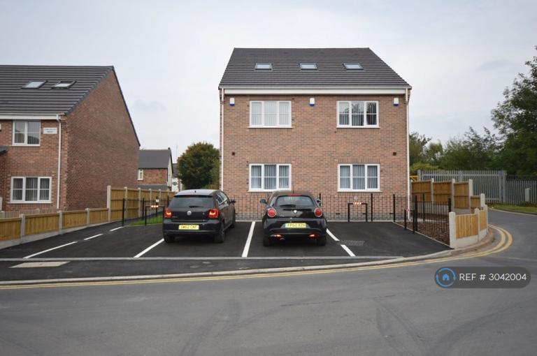 Flat Lyme Valley Road in Newcastle-under-Lyme
