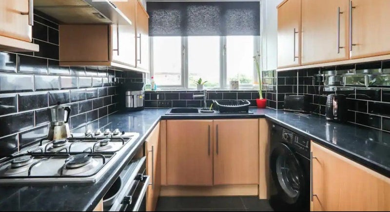 Room Maltravers Road in Sheffield