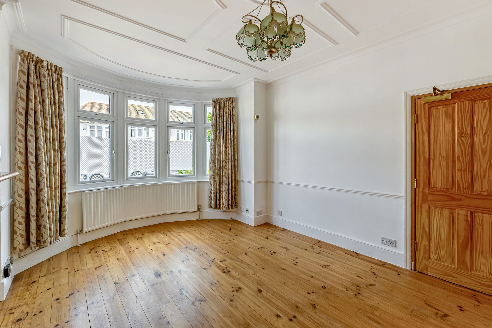 House Grenoble Gardens in Greater London