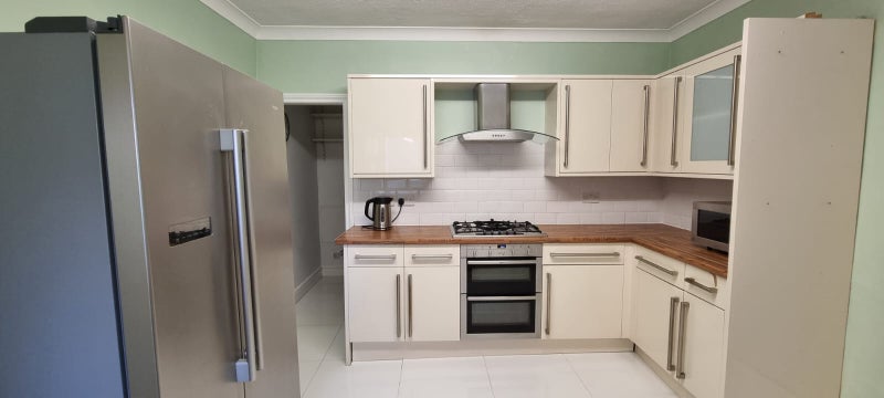 Room Holland Road in Maidstone