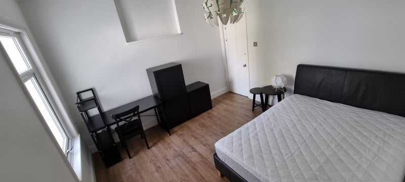 Room Holland Road in Maidstone