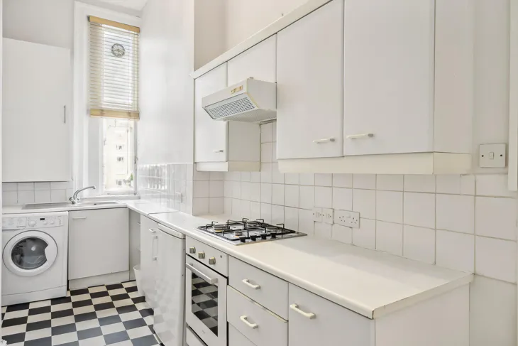 Flat Old Brompton Road in Greater London