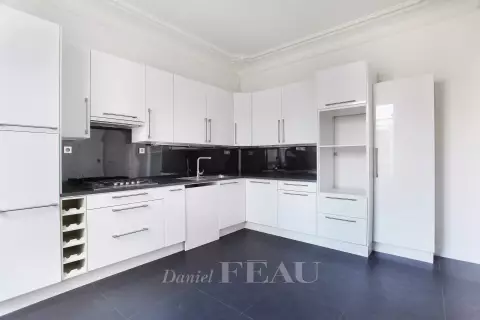 Appartement Avenue des Champs-Élysées à Paris