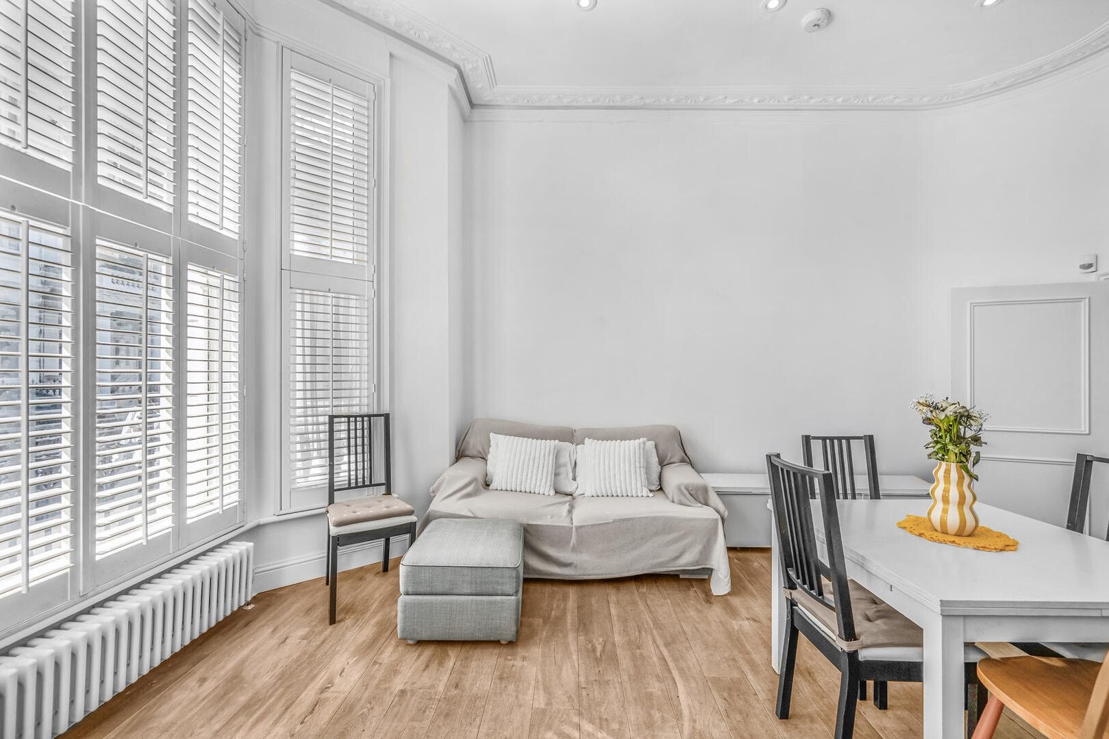 Flat Perham Road in Greater London