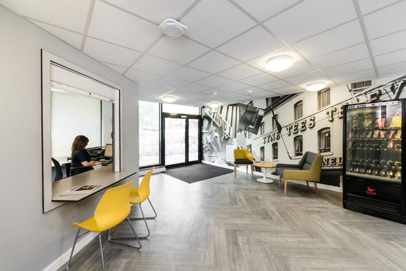 Flat Crawhall Road in Newcastle upon Tyne