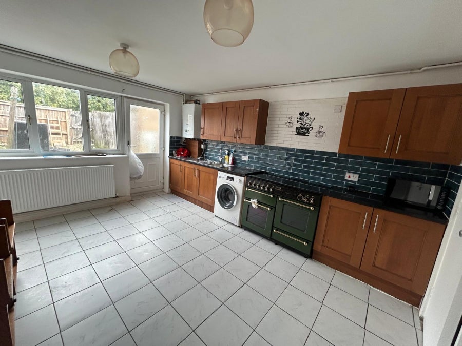 House Hanemill Court in Billing
