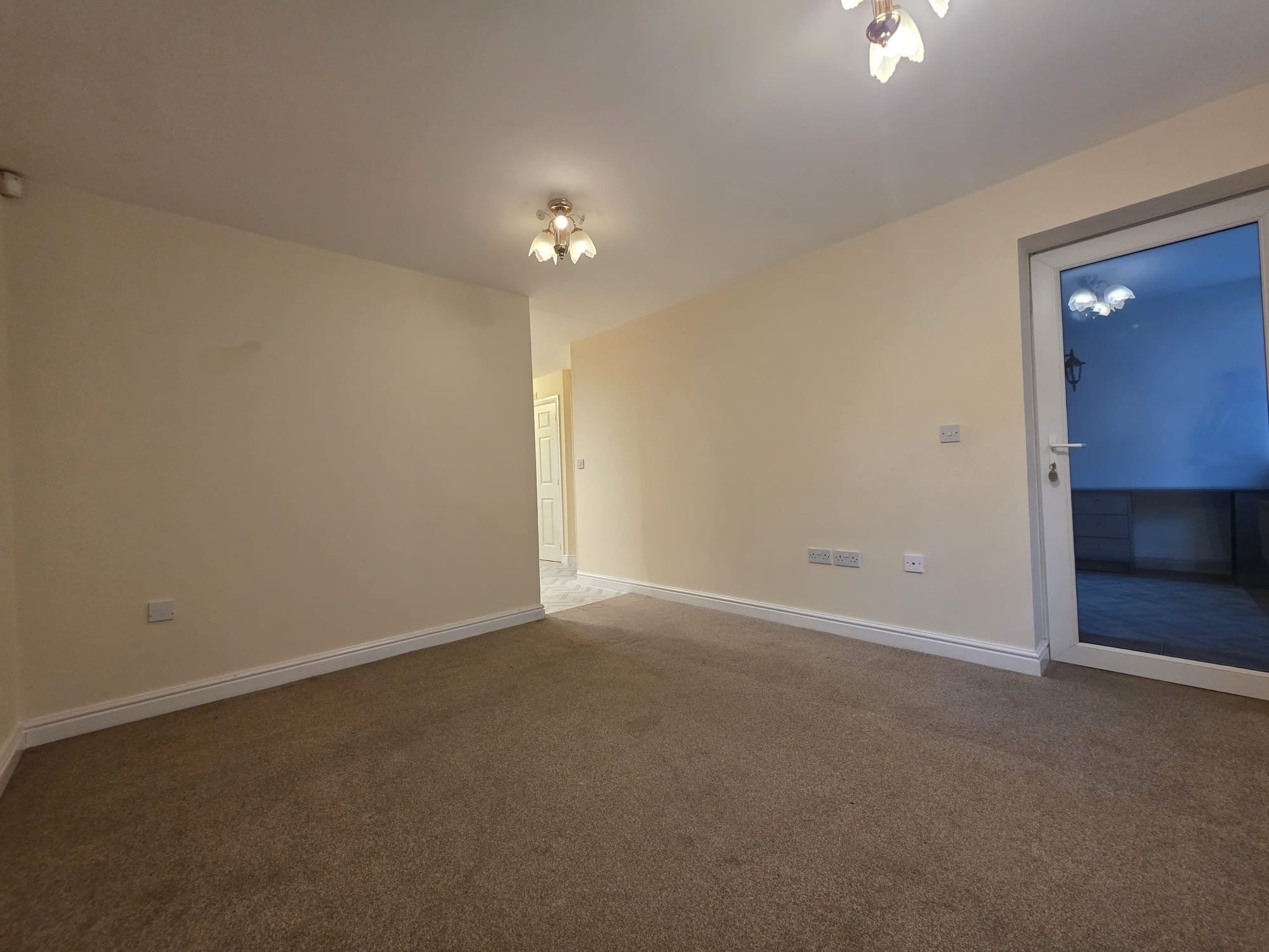 Flat Bentley Lane in Willenhall