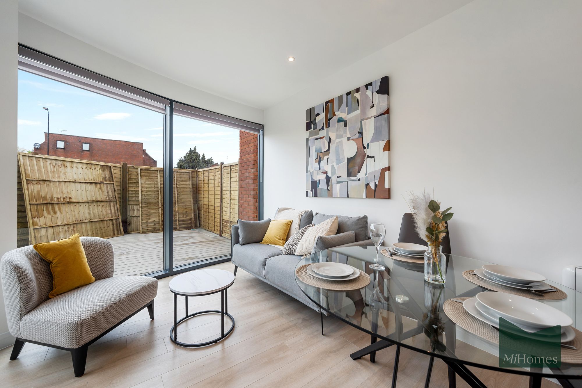 Flat Wellington Street in Slough