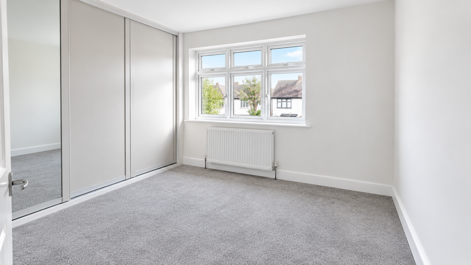 Flat Beech Street in Greater London