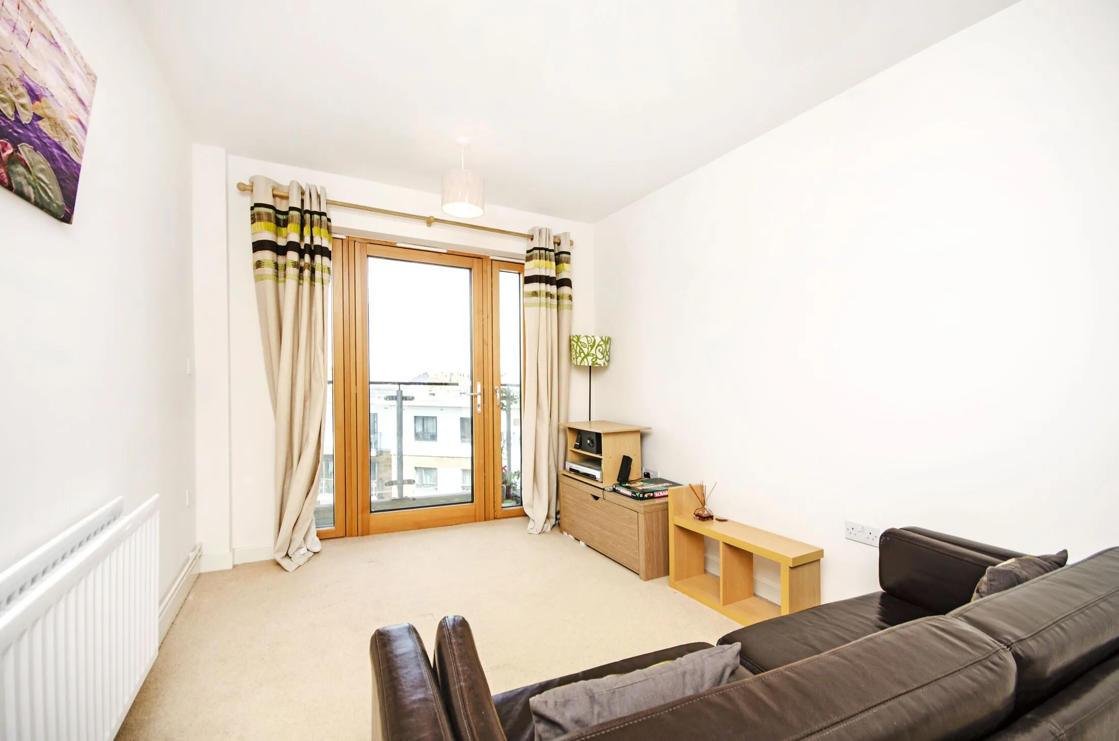Flat Plough Close in Greater London