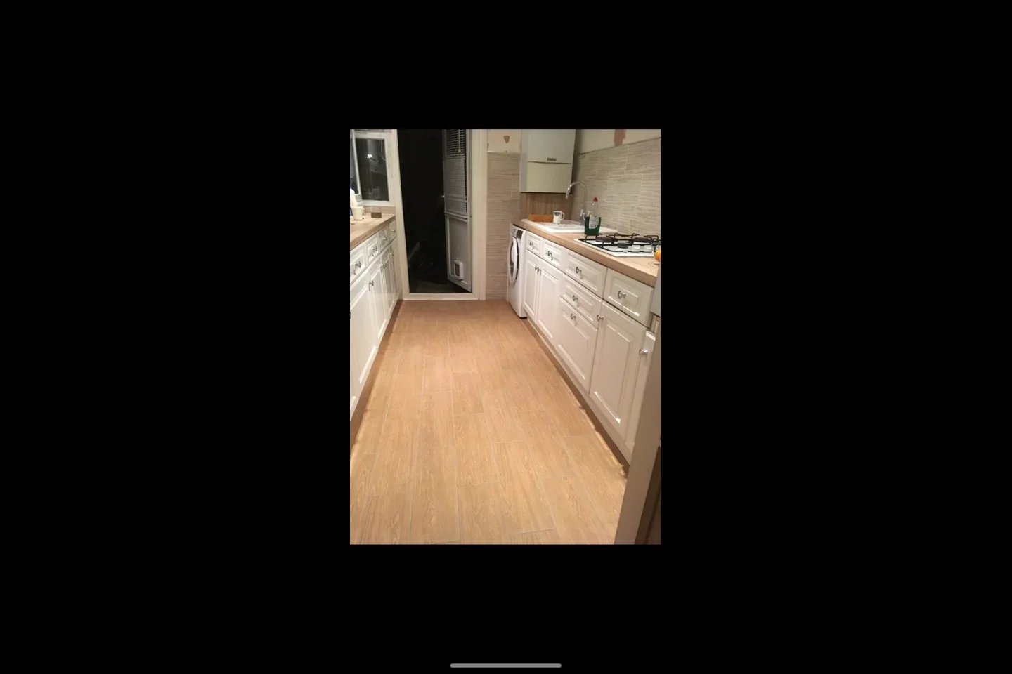 Room St. Erkenwald Road in Greater London