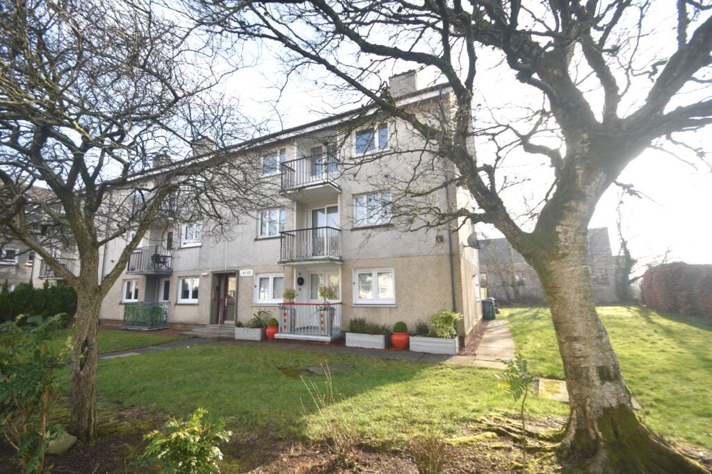 Flat Aikman Place in East Kilbride