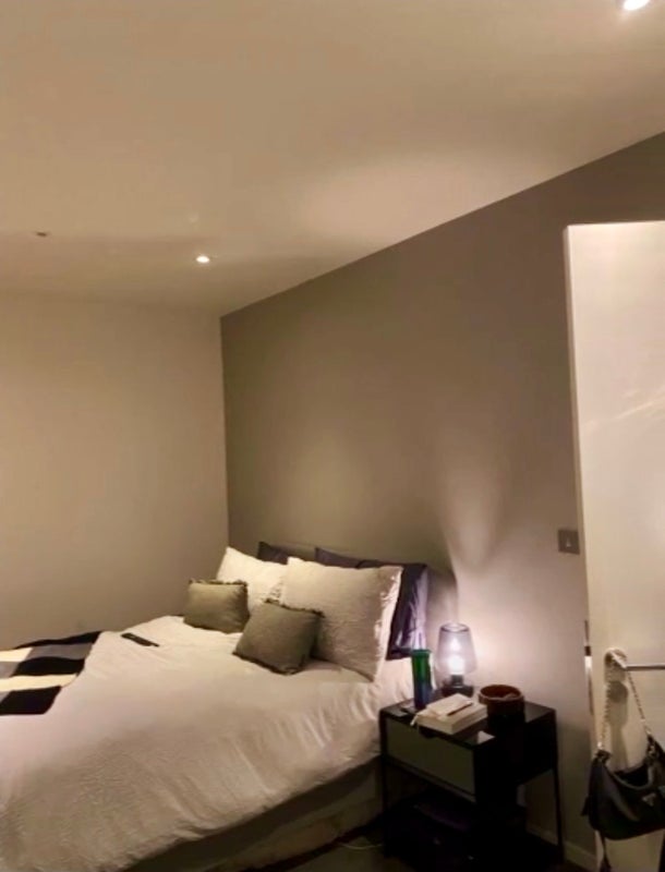 Room Victory Parade in Greater London