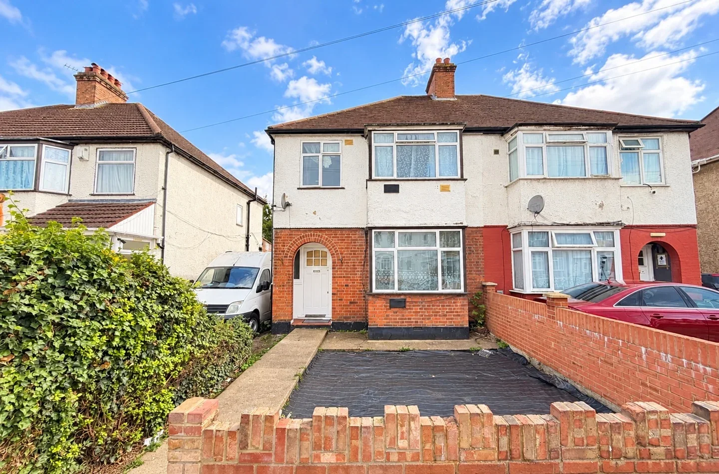 House Munster Avenue in Greater London